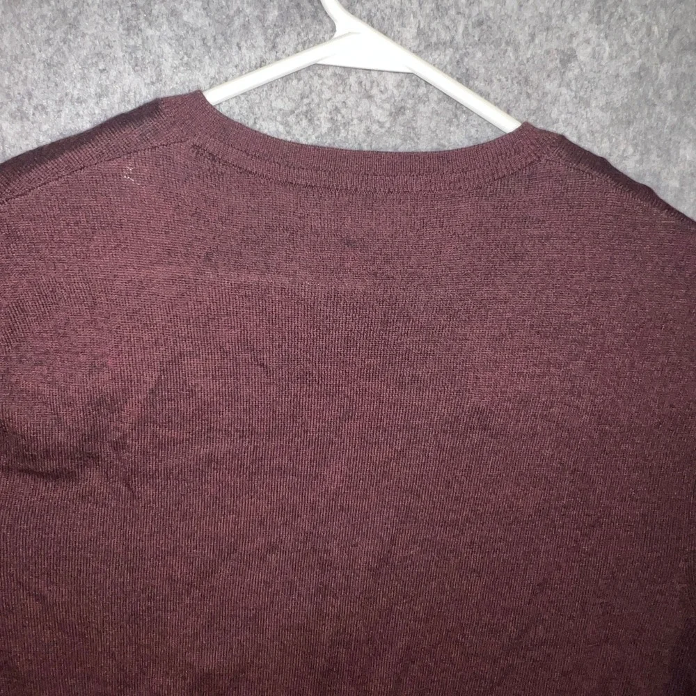 Banana Republic Men's 100% Merino Wool V-Neck Sweater Burgundy Maroon Large